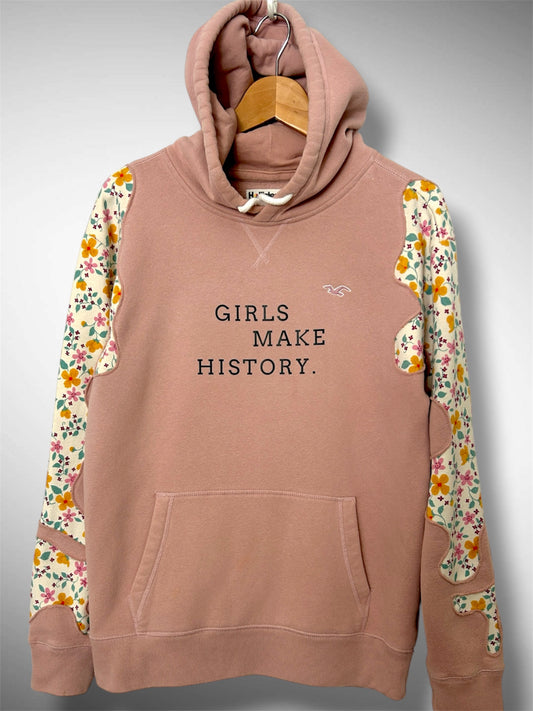 Hollister - Girls Make History